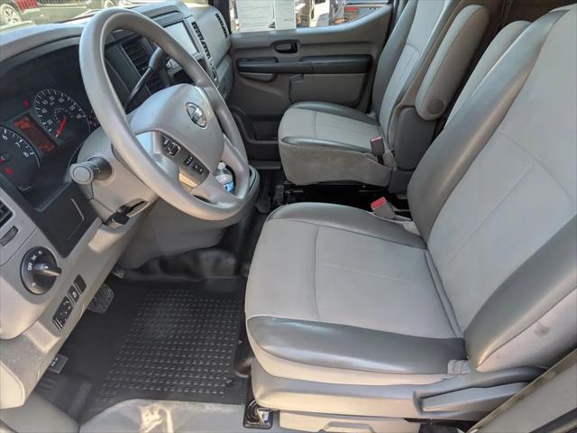 2019 Nissan 3500 S V8