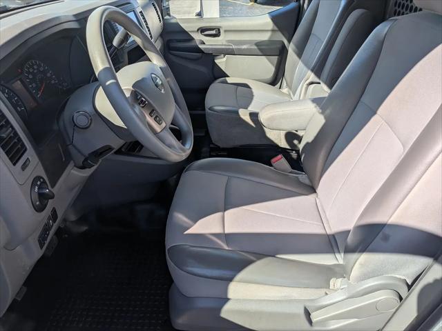 2019 Nissan 3500 S V8
