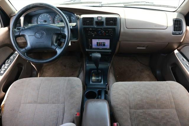 2000 Toyota 4Runner Base
