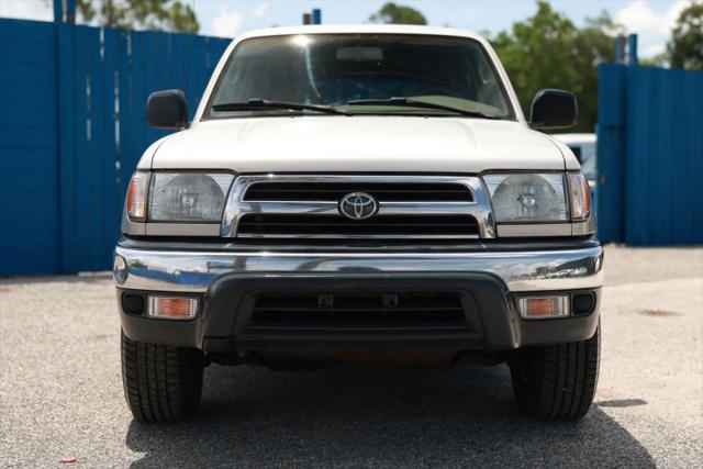 2000 Toyota 4Runner Base