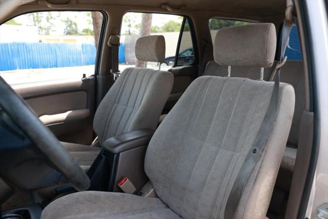 2000 Toyota 4Runner Base