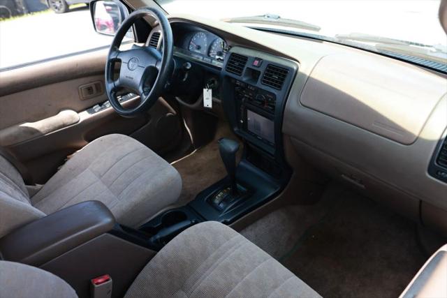 2000 Toyota 4Runner Base