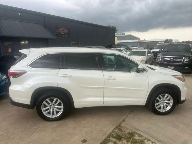 2015 Toyota Highlander LE V6