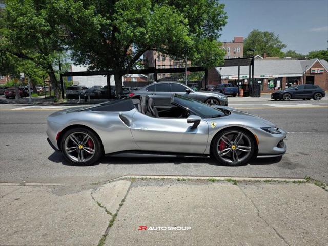 2024 Ferrari 296 GTS Base