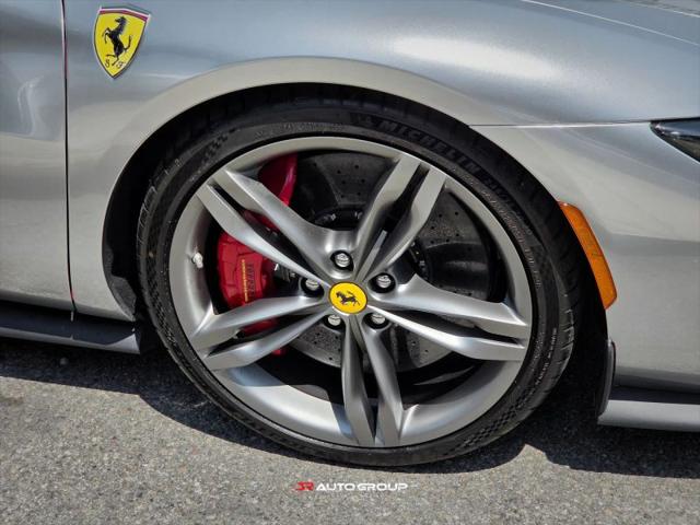 2024 Ferrari 296 GTS Base