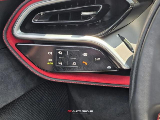 2024 Ferrari 296 GTS Base