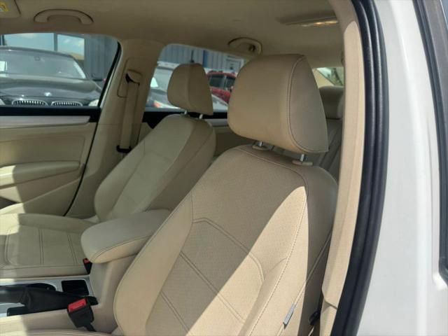 2013 Volkswagen Passat 2.5L SE