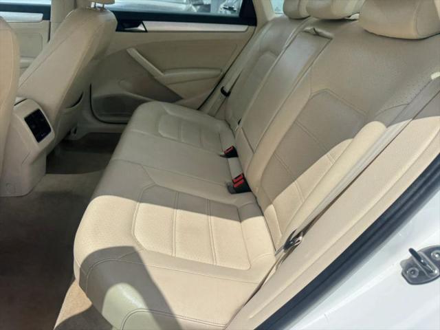 2013 Volkswagen Passat 2.5L SE