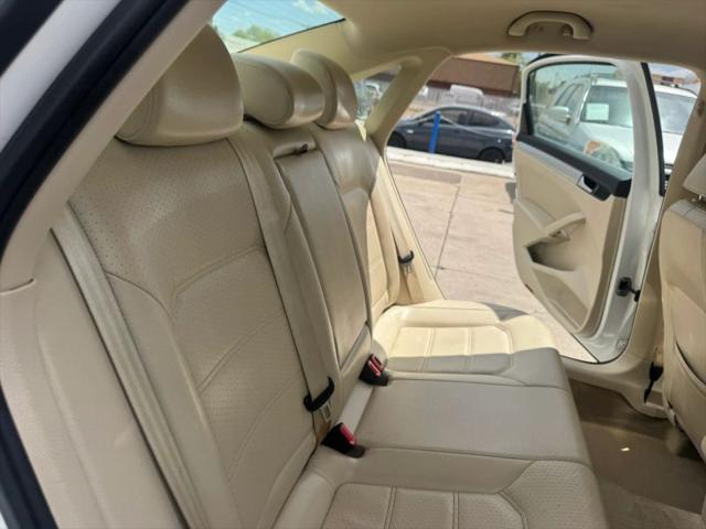 2013 Volkswagen Passat 2.5L SE