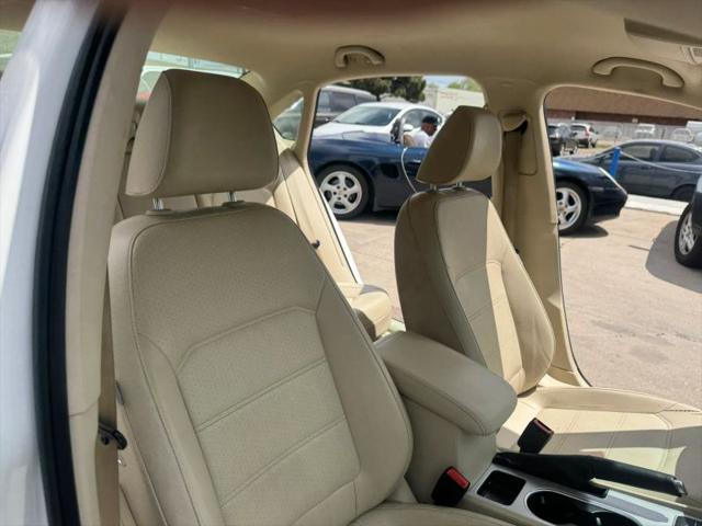 2013 Volkswagen Passat 2.5L SE