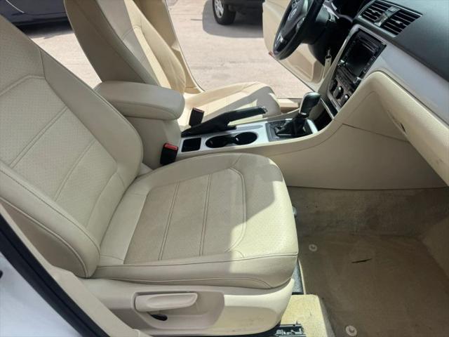 2013 Volkswagen Passat 2.5L SE