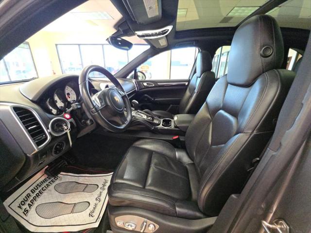 2013 Porsche Cayenne Base