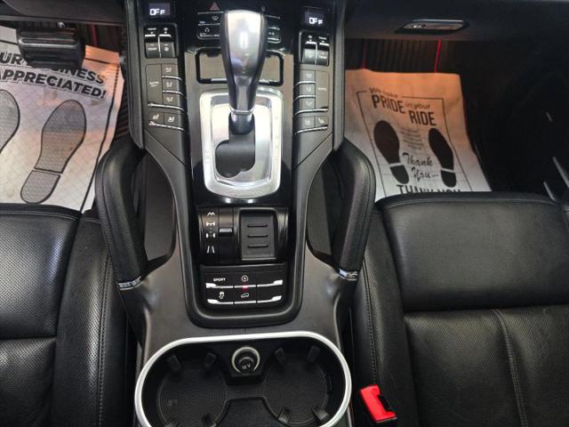 2013 Porsche Cayenne Base