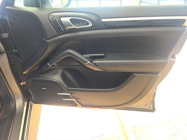 2013 Porsche Cayenne Base