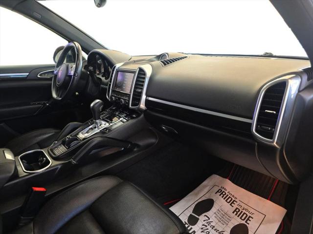 2013 Porsche Cayenne Base