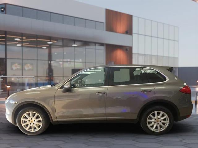 2013 Porsche Cayenne Base