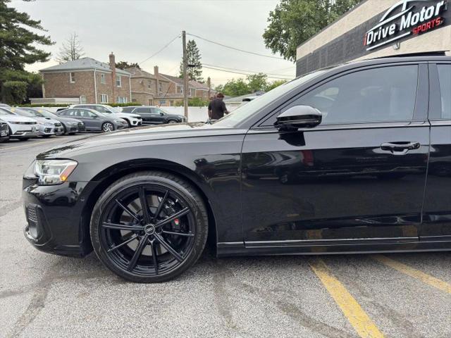 2022 Audi S8 TFSI quattro Tiptronic