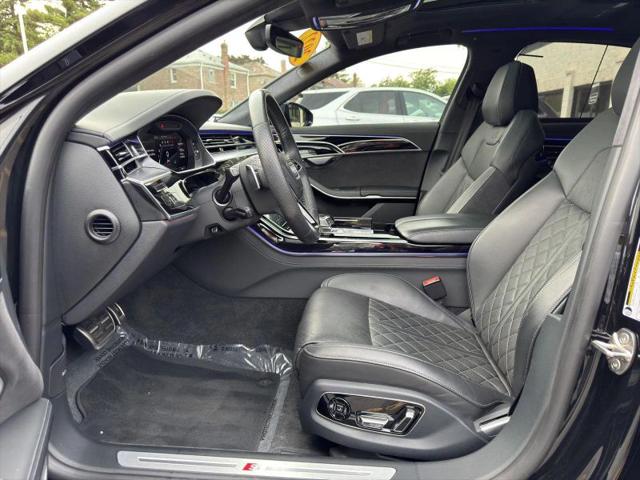 2022 Audi S8 TFSI quattro Tiptronic
