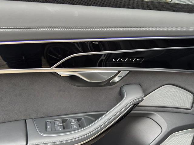 2022 Audi S8 TFSI quattro Tiptronic