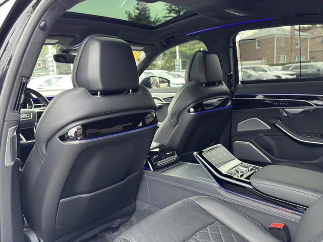 2022 Audi S8 TFSI quattro Tiptronic