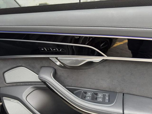 2022 Audi S8 TFSI quattro Tiptronic