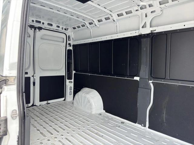 2026 Ram ProMaster 2500 Cargo Van Tradesman High Roof 159" WB w/Pass Seat