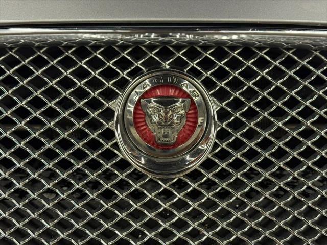 2015 Jaguar XF 2.0T Premium