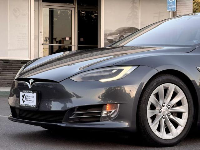 2018 Tesla Model S 75D