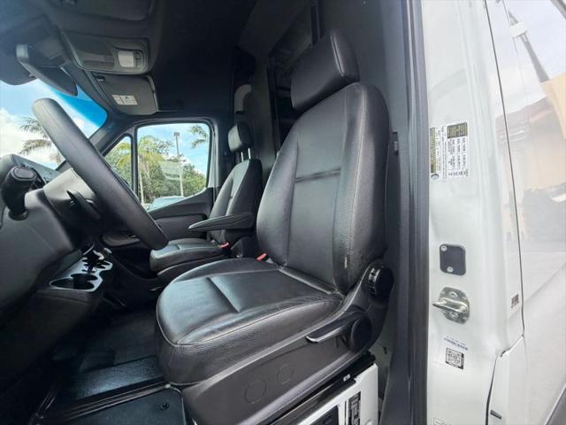 2024 Mercedes-Benz Sprinter 2500 High Roof 4-Cyl Diesel