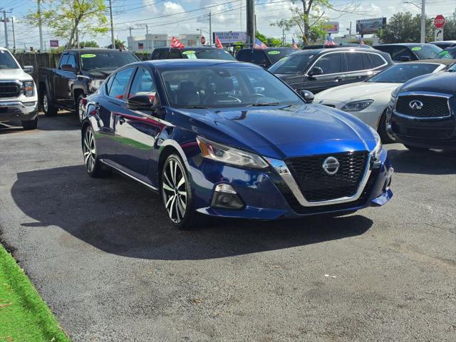 2021 Nissan Altima SR FWD