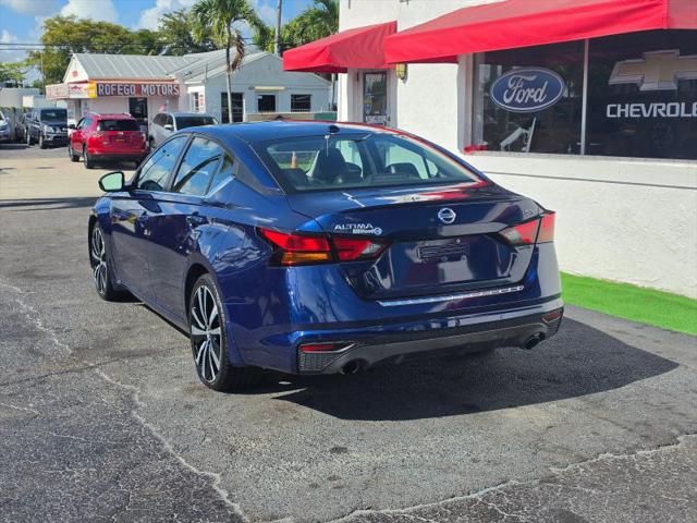 2021 Nissan Altima SR FWD