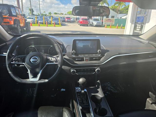2021 Nissan Altima SR FWD