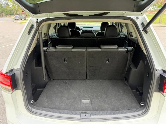 2021 Volkswagen Atlas 3.6L V6 SE w/Technology