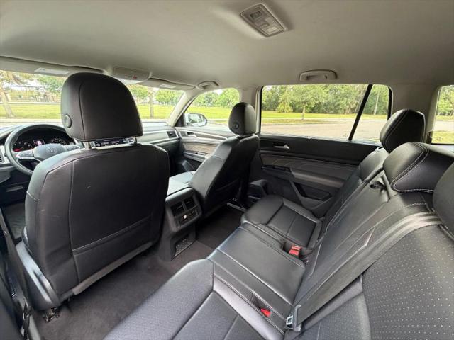 2021 Volkswagen Atlas 3.6L V6 SE w/Technology