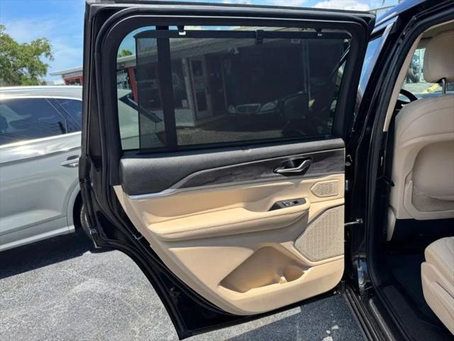2022 Jeep Grand Cherokee L Limited 4x4