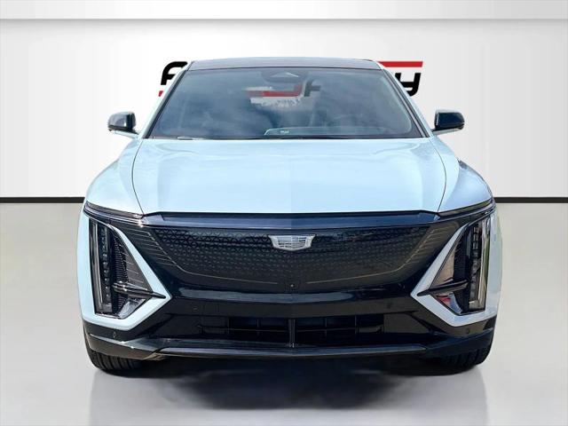 2025 Cadillac iQ Sport 1 RWD