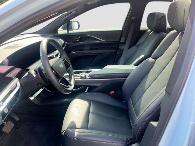 2025 Cadillac iQ Sport 1 RWD