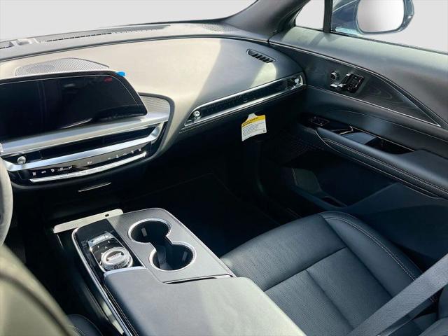 2025 Cadillac iQ Sport 1 RWD