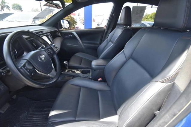 2018 Toyota RAV4 Hybrid SE