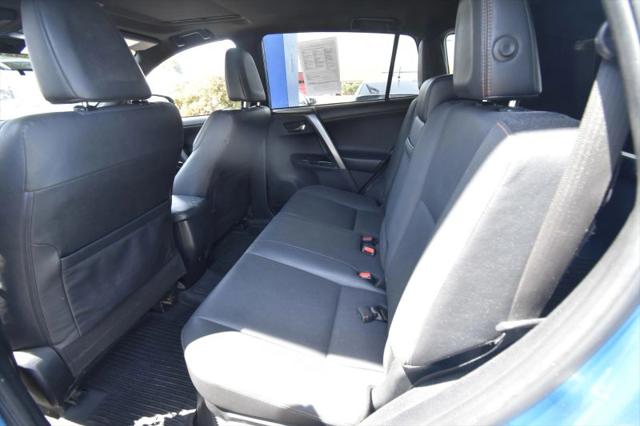 2018 Toyota RAV4 Hybrid SE