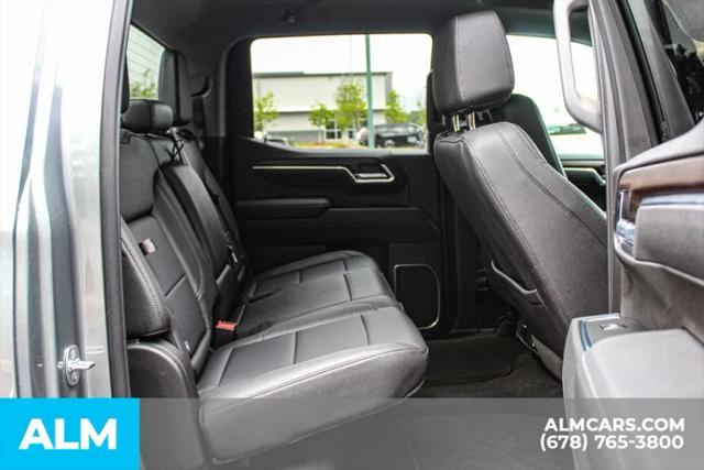 2026 GMC Sierra 1500 Crew Cab, Short Bed, SLT, RWD
