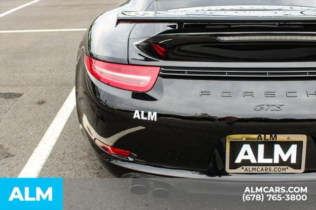 2015 Porsche 911 Carrera 4 GTS