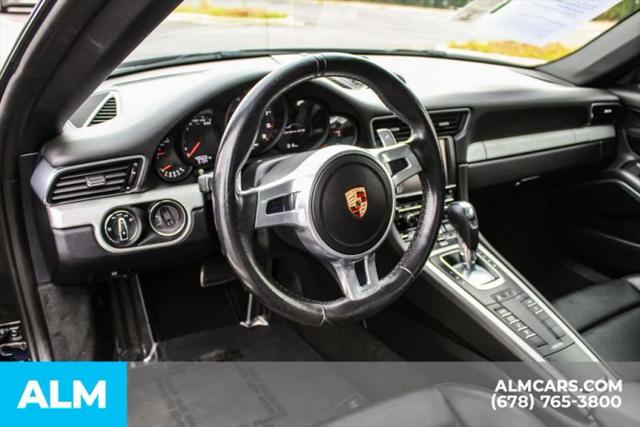 2015 Porsche 911 Carrera 4 GTS