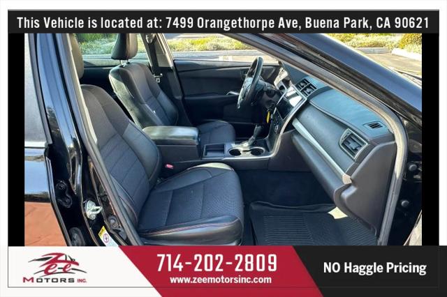 2017 Toyota Camry SE