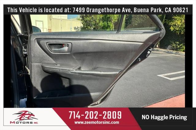 2017 Toyota Camry SE