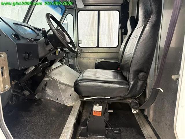 2014 Ford E-350 Stripped XL