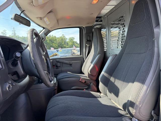2022 Chevrolet Express Cargo Van RWD 2500 Regular Wheelbase WT