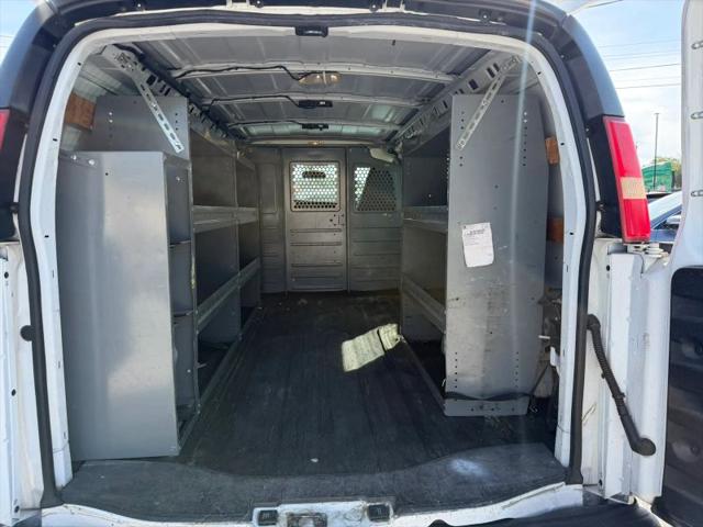 2022 Chevrolet Express Cargo Van RWD 2500 Regular Wheelbase WT