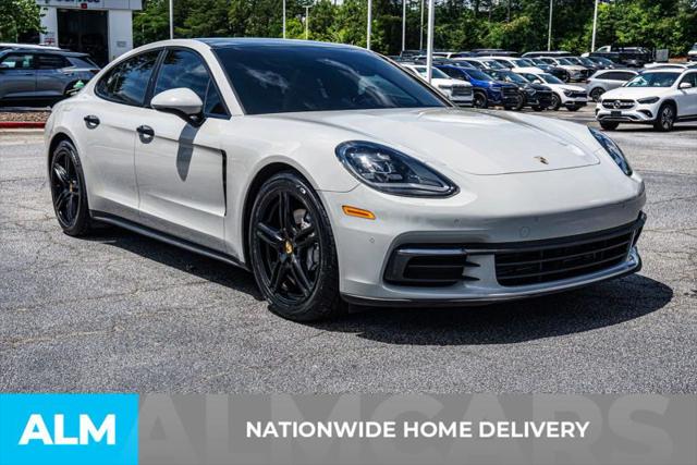 2018 Porsche Panamera 4
