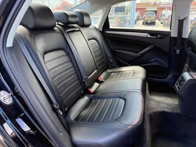 2015 Volkswagen Passat 1.8T SE